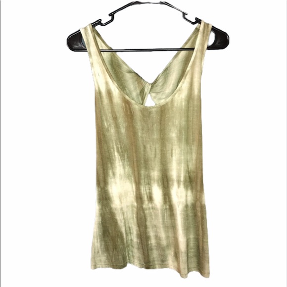 Forever 21 Tops - Green olive tie-dye twist back tank S